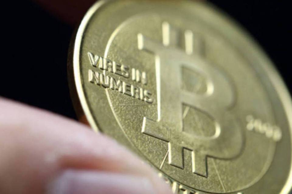 Aprenda a converter Bitcoins em (dólares)