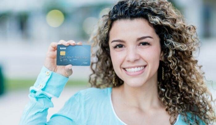 Dicas para aproveitar as vantagens do cartão de crédito em 2023