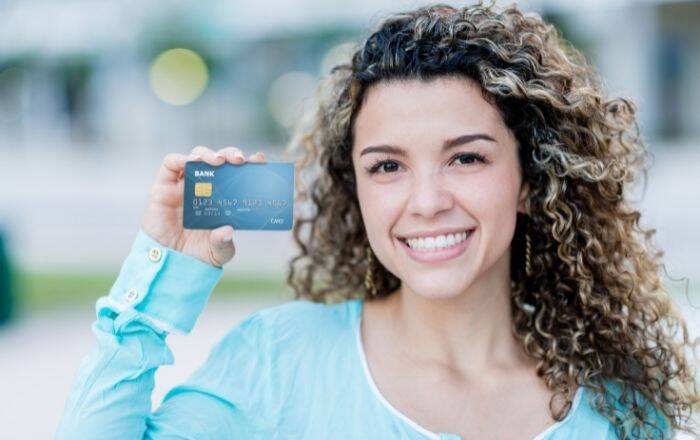 Dicas para aproveitar as vantagens do cartão de crédito em 2023